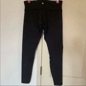 Lululemon black leggings